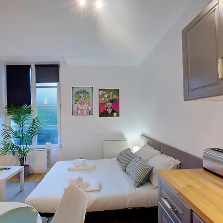 Le Lagon / 100m Gare Apartment Tours